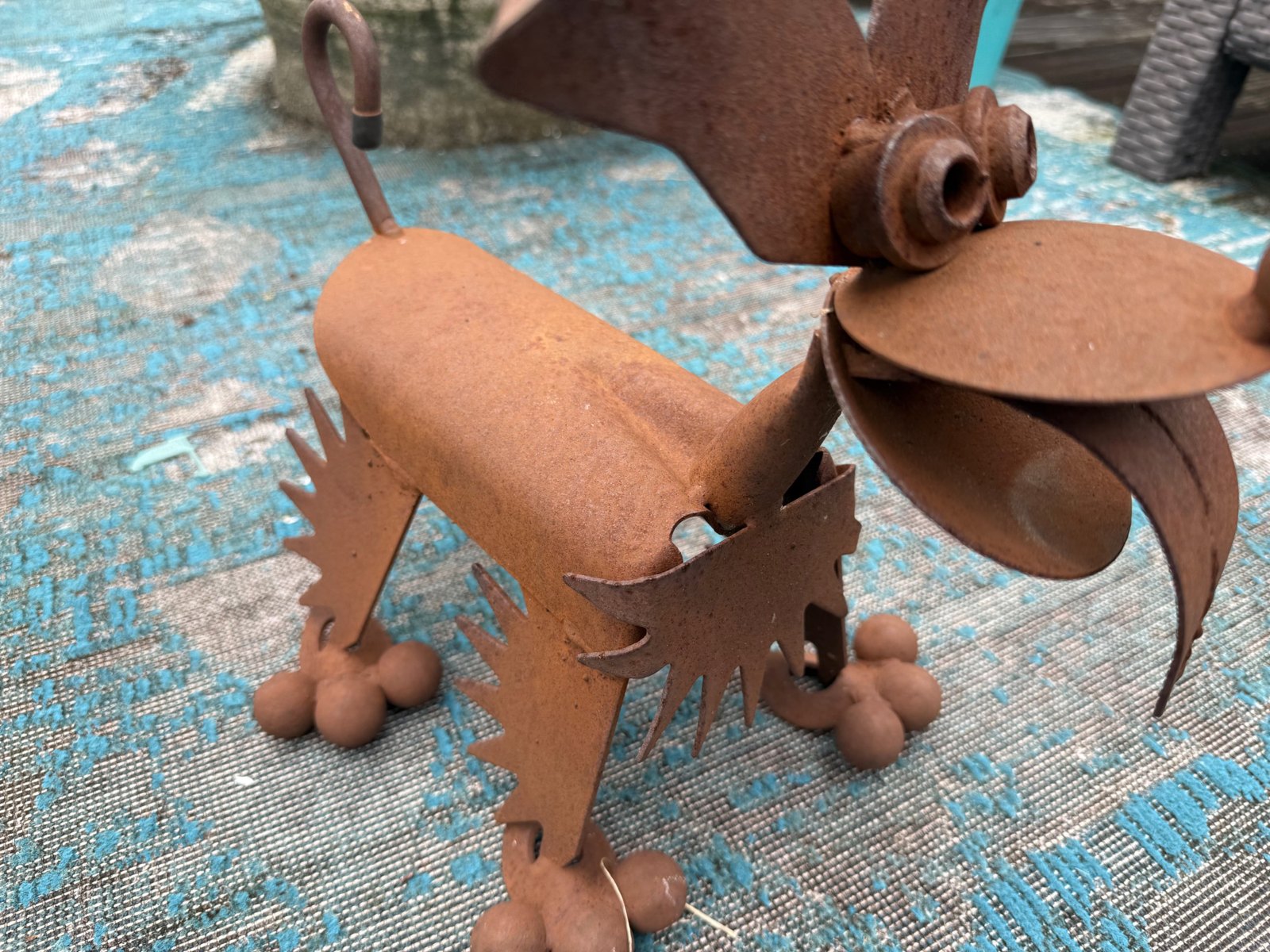 Lot 212, welded rusty steel dog sculpture with floppy ears