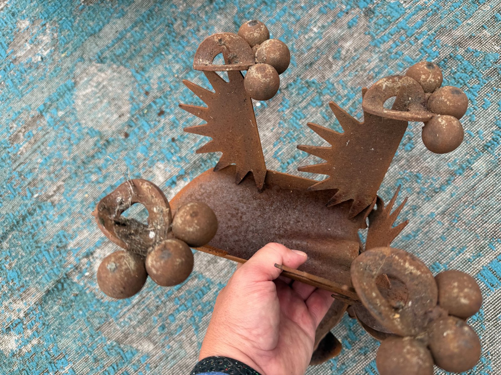 Lot 212, welded rusty steel dog sculpture with floppy ears