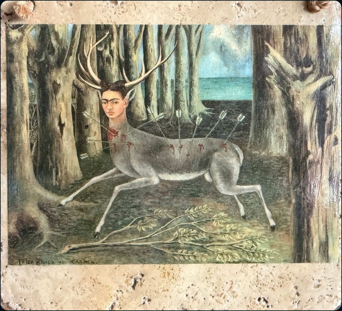 The Little Deer tile, straight on