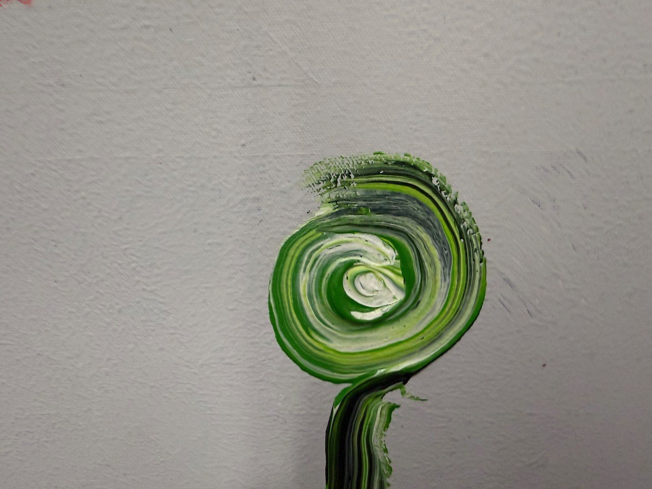Lot 077 — Pink Sun, Green Spirals - Image 3
