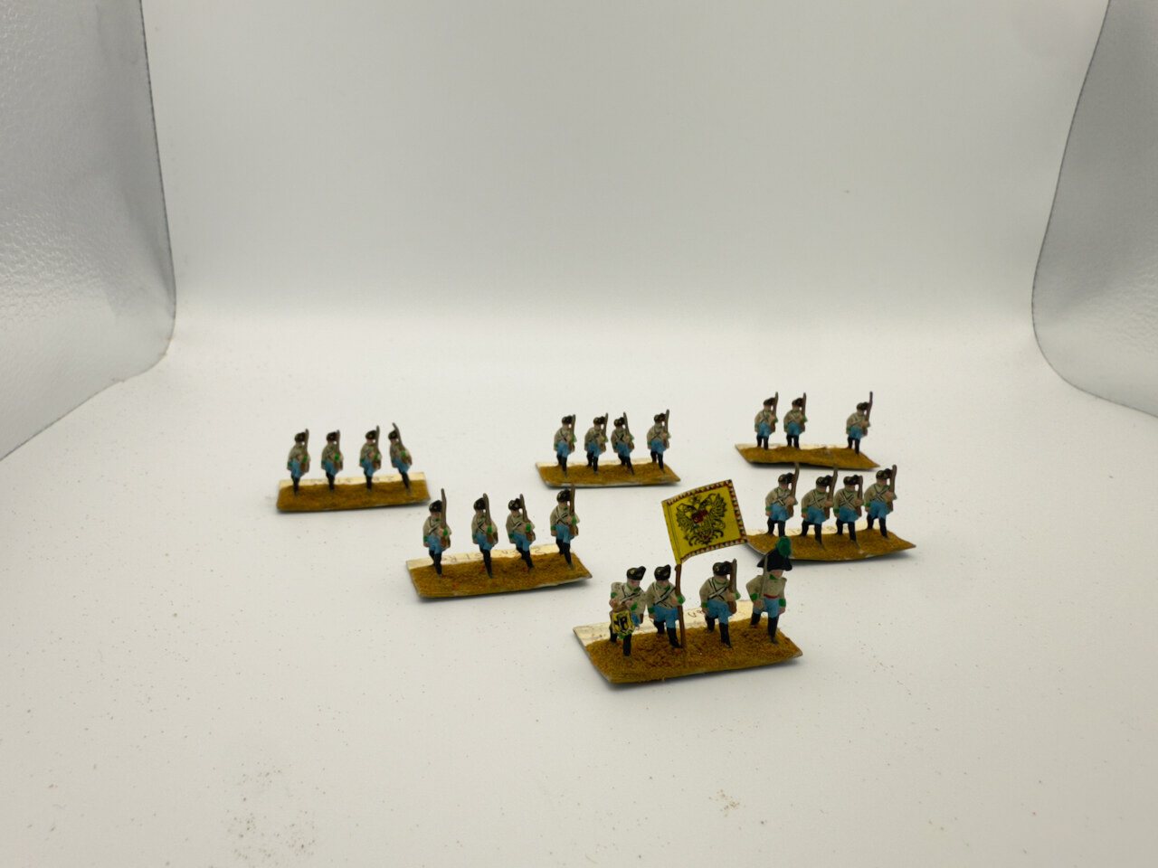 Lot 126 — White Coats, Blue Breeches, Infantry Battalion - Image 3