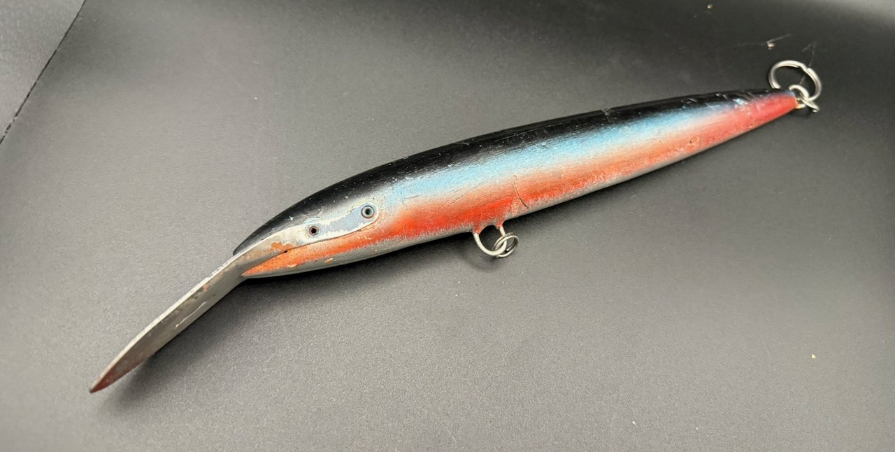 Lot 171 — Finnish Fishing Lure, Blue and Red - Image 2